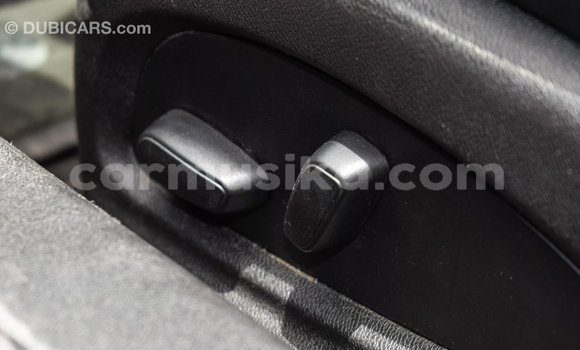 Tenga Imported Chevrolet Camaro Tsvuku Mota in Import - Dubai in Harare Tenga Imported Chevrolet Camaro Tsvuku Mota in Import - Dubai in Harare