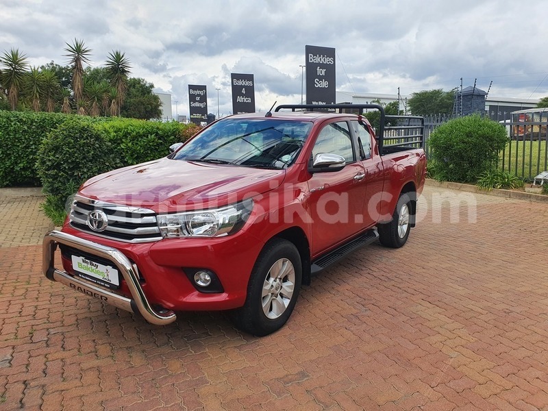 Big with watermark toyota hilux matabeleland south beitbridge 21535