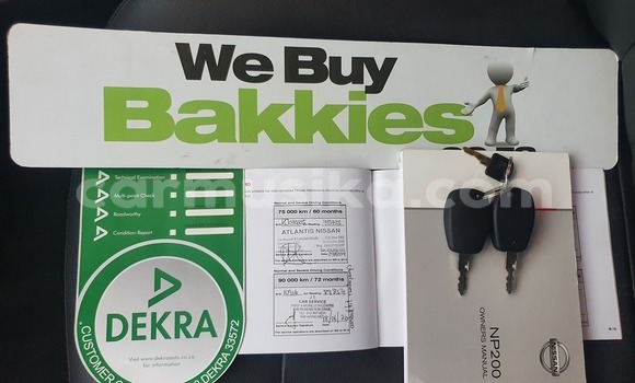 Buy Used Nissan NV200 White Car in Beitbridge in Matabeleland South Buy Used Nissan NV200 White Car in Beitbridge in Matabeleland South