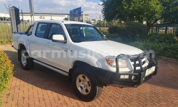 Acheter Occasion Voiture Mazda BT-50 Blanc à Beitbridge, Matabeleland South Acheter Occasion Voiture Mazda BT-50 Blanc à Beitbridge, Matabeleland South