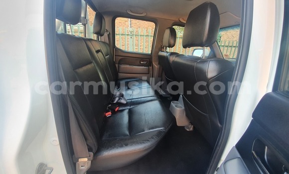 Acheter Occasion Voiture Mazda BT-50 Blanc à Beitbridge, Matabeleland South Acheter Occasion Voiture Mazda BT-50 Blanc à Beitbridge, Matabeleland South