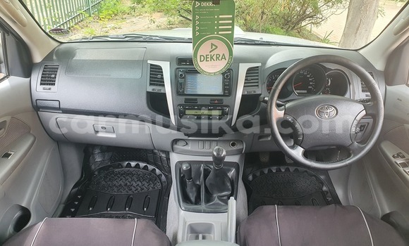 Acheter Occasion Voiture Toyota Hilux Blanc à Beitbridge, Matabeleland South Acheter Occasion Voiture Toyota Hilux Blanc à Beitbridge, Matabeleland South