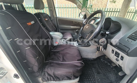 Acheter Occasion Voiture Toyota Hilux Blanc à Beitbridge, Matabeleland South Acheter Occasion Voiture Toyota Hilux Blanc à Beitbridge, Matabeleland South