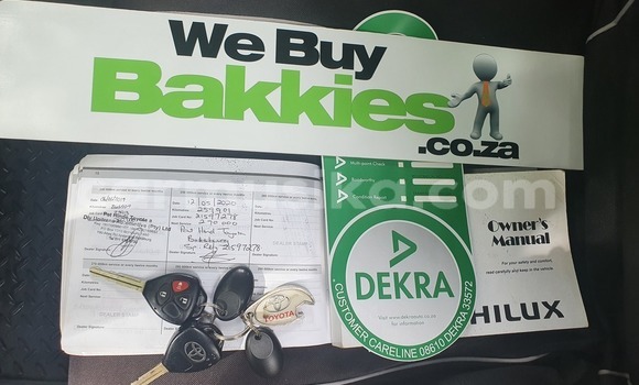 Acheter Occasion Voiture Toyota Hilux Blanc à Beitbridge, Matabeleland South Acheter Occasion Voiture Toyota Hilux Blanc à Beitbridge, Matabeleland South