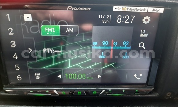 Buy Used Toyota Land Cruiser White Car in Beitbridge in Matabeleland South Buy Used Toyota Land Cruiser White Car in Beitbridge in Matabeleland South