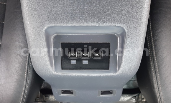 Buy Used Toyota Land Cruiser White Car in Beitbridge in Matabeleland South Buy Used Toyota Land Cruiser White Car in Beitbridge in Matabeleland South