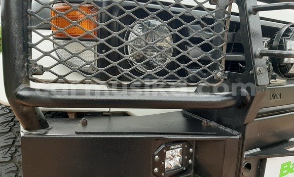 Buy Used Toyota Land Cruiser White Car in Beitbridge in Matabeleland South Buy Used Toyota Land Cruiser White Car in Beitbridge in Matabeleland South