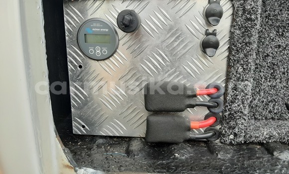 Buy Used Toyota Land Cruiser White Car in Beitbridge in Matabeleland South Buy Used Toyota Land Cruiser White Car in Beitbridge in Matabeleland South