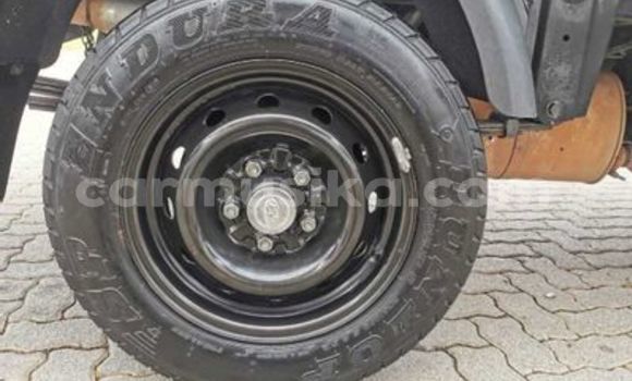 Nunua Ilio tumika Hyundai H200 Nyeupe Lori ndani ya Harare nchini Harare