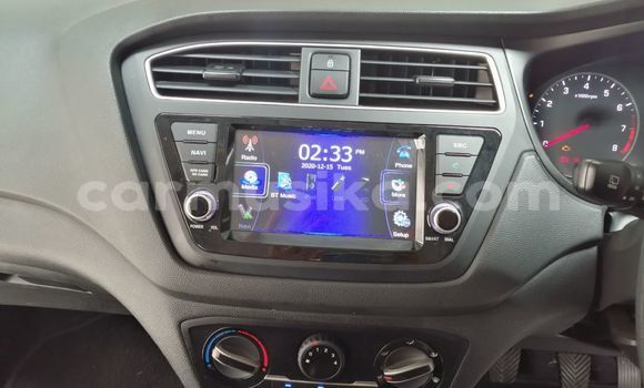 Buy Used Hyundai i20 Silver Car in Beitbridge in Matabeleland South Buy Used Hyundai i20 Silver Car in Beitbridge in Matabeleland South