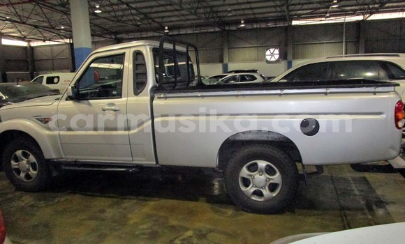 Acheter Occasion Voiture Mahindra Commander Gris à Beitbridge, Matabeleland South Acheter Occasion Voiture Mahindra Commander Gris à Beitbridge, Matabeleland South