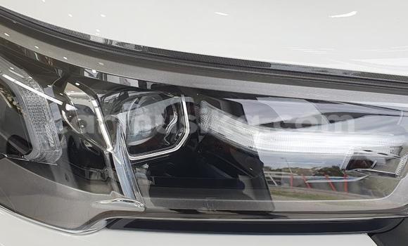 Buy Used Toyota Hilux White Car in Beitbridge in Matabeleland South Buy Used Toyota Hilux White Car in Beitbridge in Matabeleland South