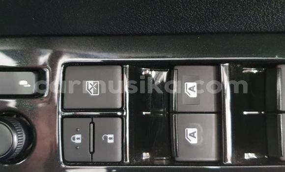 Buy Used Toyota Hilux White Car in Beitbridge in Matabeleland South Buy Used Toyota Hilux White Car in Beitbridge in Matabeleland South