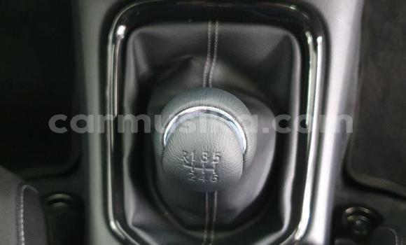 Buy Used Toyota Hilux White Car in Beitbridge in Matabeleland South Buy Used Toyota Hilux White Car in Beitbridge in Matabeleland South