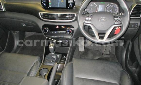 Nunua Ilio tumika Hyundai Tucson Fedha Gari ndani ya Beitbridge nchini Matabeleland Kusini Nunua Ilio tumika Hyundai Tucson Fedha Gari ndani ya Beitbridge nchini Matabeleland Kusini