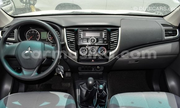 Tenga Imported Mitsubishi L200 Zvimwe Mota in Import - Dubai in Harare Tenga Imported Mitsubishi L200 Zvimwe Mota in Import - Dubai in Harare