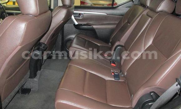 Acheter Occasion Voiture Toyota Fortuner Blanc à Beitbridge, Matabeleland South Acheter Occasion Voiture Toyota Fortuner Blanc à Beitbridge, Matabeleland South