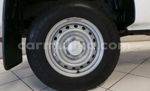 Tenga Tsaru Isuzu KB Chena Mota in Beitbridge in Matabeleland South Tenga Tsaru Isuzu KB Chena Mota in Beitbridge in Matabeleland South