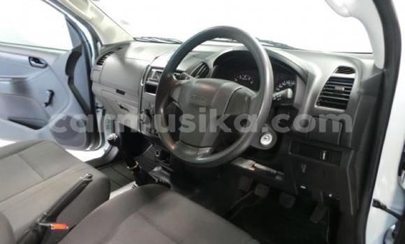 Tenga Tsaru Isuzu KB Chena Mota in Beitbridge in Matabeleland South Tenga Tsaru Isuzu KB Chena Mota in Beitbridge in Matabeleland South