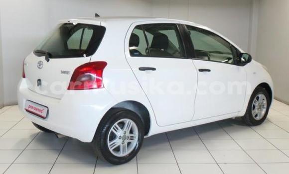 Tenga Tsaru Toyota Yaris Chena Mota in Beitbridge in Matabeleland South Tenga Tsaru Toyota Yaris Chena Mota in Beitbridge in Matabeleland South