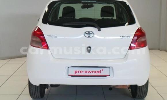 Tenga Tsaru Toyota Yaris Chena Mota in Beitbridge in Matabeleland South Tenga Tsaru Toyota Yaris Chena Mota in Beitbridge in Matabeleland South