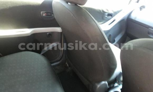 Acheter Occasion Voiture Toyota Yaris Blanc à Beitbridge, Matabeleland South Acheter Occasion Voiture Toyota Yaris Blanc à Beitbridge, Matabeleland South