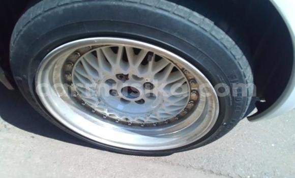 Acheter Occasion Voiture Toyota Yaris Blanc à Beitbridge, Matabeleland South Acheter Occasion Voiture Toyota Yaris Blanc à Beitbridge, Matabeleland South