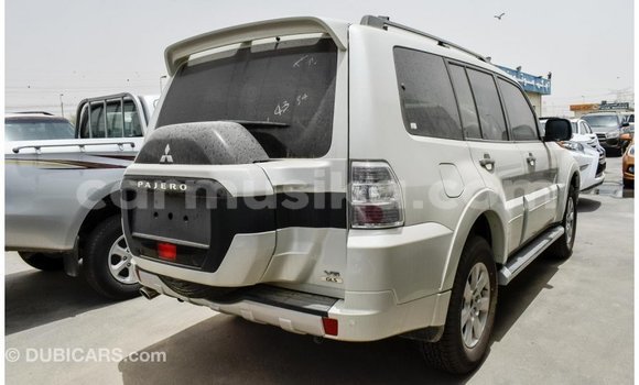 Tenga Imported Mitsubishi Pajero Chena Mota in Import - Dubai in Harare Tenga Imported Mitsubishi Pajero Chena Mota in Import - Dubai in Harare