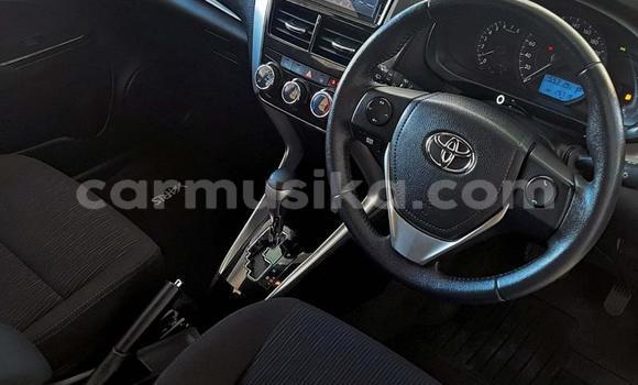 Acheter Occasion Voiture Toyota Yaris Blanc à Beitbridge, Matabeleland South Acheter Occasion Voiture Toyota Yaris Blanc à Beitbridge, Matabeleland South