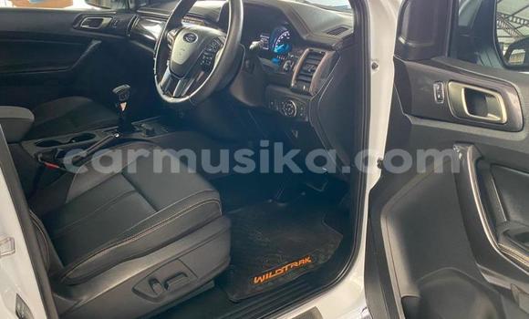 Tenga Tsaru FORD MUSTANG Chena Mota in Beitbridge in Matabeleland South Tenga Tsaru FORD MUSTANG Chena Mota in Beitbridge in Matabeleland South