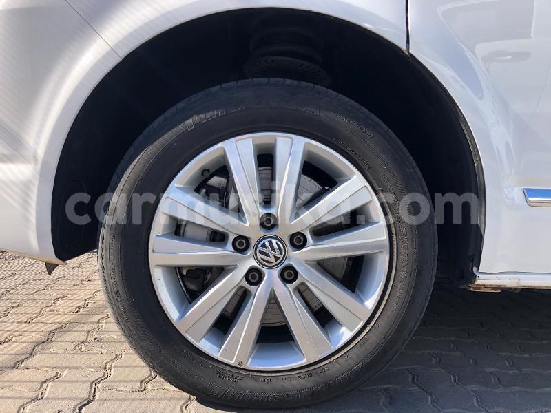 Big with watermark volkswagen caravelle matabeleland south beitbridge 21587