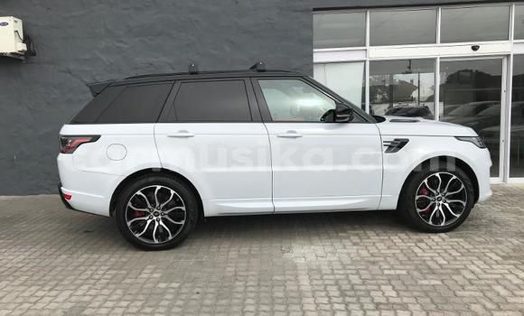 Acheter Occasion Voiture Range Rover Range Rover Blanc à Beitbridge, Matabeleland South Acheter Occasion Voiture Range Rover Range Rover Blanc à Beitbridge, Matabeleland South