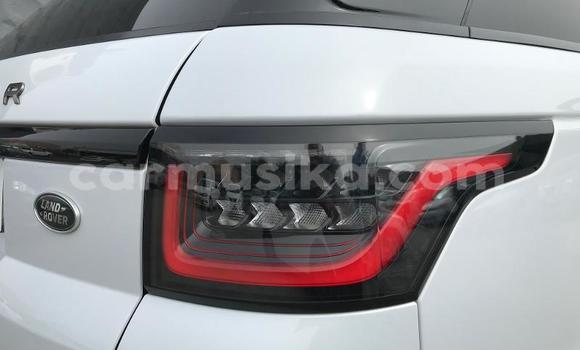 Acheter Occasion Voiture Range Rover Range Rover Blanc à Beitbridge, Matabeleland South Acheter Occasion Voiture Range Rover Range Rover Blanc à Beitbridge, Matabeleland South