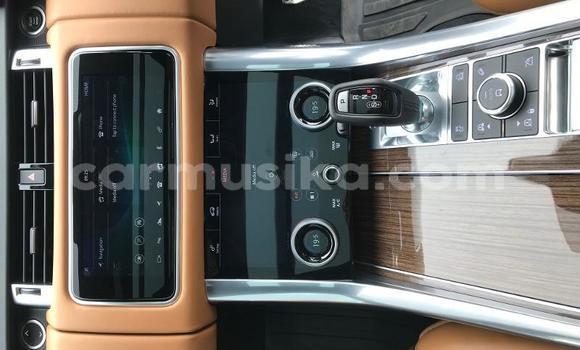 Acheter Occasion Voiture Range Rover Range Rover Blanc à Beitbridge, Matabeleland South Acheter Occasion Voiture Range Rover Range Rover Blanc à Beitbridge, Matabeleland South