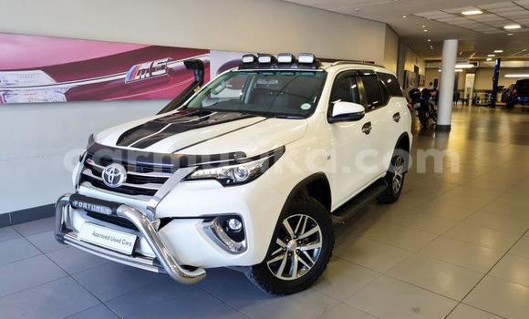 Tenga Tsaru Toyota Fortuner Chena Mota in Beitbridge in Matabeleland South Tenga Tsaru Toyota Fortuner Chena Mota in Beitbridge in Matabeleland South