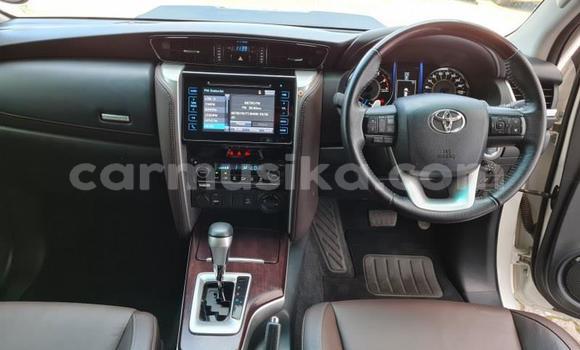 Tenga Tsaru Toyota Fortuner Chena Mota in Beitbridge in Matabeleland South Tenga Tsaru Toyota Fortuner Chena Mota in Beitbridge in Matabeleland South