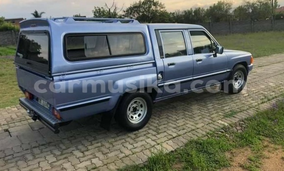 Tenga Tsaru Toyota Hilux Bhuruu Mota in Beitbridge in Matabeleland South Tenga Tsaru Toyota Hilux Bhuruu Mota in Beitbridge in Matabeleland South