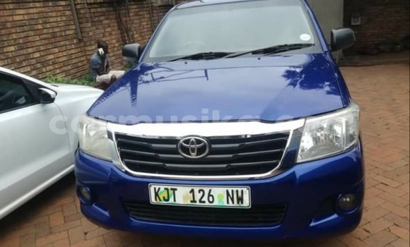 Tenga Tsaru Toyota Hilux Bhuruu Mota in Beitbridge in Matabeleland South Tenga Tsaru Toyota Hilux Bhuruu Mota in Beitbridge in Matabeleland South