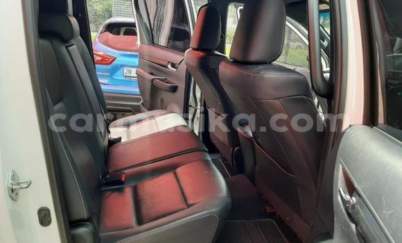 Acheter Occasion Voiture Toyota Hilux Blanc à Beitbridge, Matabeleland South Acheter Occasion Voiture Toyota Hilux Blanc à Beitbridge, Matabeleland South