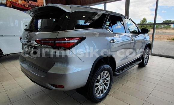 Buy Used Toyota Fortuner Silver Car in Beitbridge in Matabeleland South