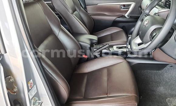 Tenga Tsaru Toyota Fortuner Sirivha Mota in Beitbridge in Matabeleland South Tenga Tsaru Toyota Fortuner Sirivha Mota in Beitbridge in Matabeleland South