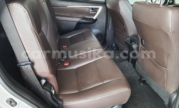 Tenga Tsaru Toyota Fortuner Sirivha Mota in Beitbridge in Matabeleland South Tenga Tsaru Toyota Fortuner Sirivha Mota in Beitbridge in Matabeleland South