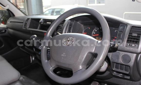 Acheter Occasion Voiture Toyota Hiace Blanc à Beitbridge, Matabeleland South Acheter Occasion Voiture Toyota Hiace Blanc à Beitbridge, Matabeleland South