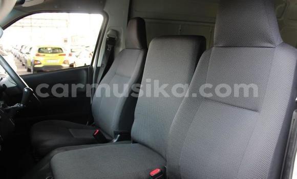 Acheter Occasion Voiture Toyota Hiace Blanc à Beitbridge, Matabeleland South Acheter Occasion Voiture Toyota Hiace Blanc à Beitbridge, Matabeleland South