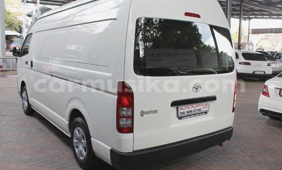 Acheter Occasion Voiture Toyota Hiace Blanc à Beitbridge, Matabeleland South Acheter Occasion Voiture Toyota Hiace Blanc à Beitbridge, Matabeleland South