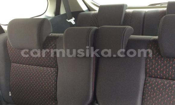 Acheter Occasion Voiture Toyota Avanza Gris à Beitbridge, Matabeleland South Acheter Occasion Voiture Toyota Avanza Gris à Beitbridge, Matabeleland South