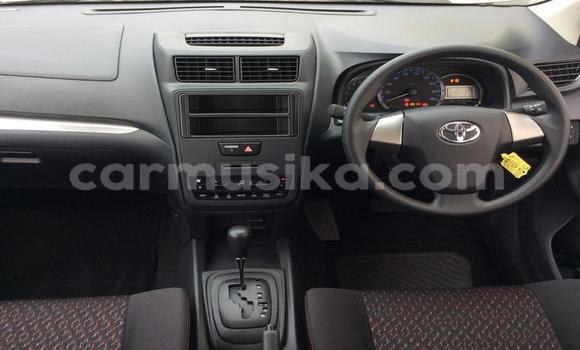 Acheter Occasion Voiture Toyota Avanza Gris à Beitbridge, Matabeleland South Acheter Occasion Voiture Toyota Avanza Gris à Beitbridge, Matabeleland South