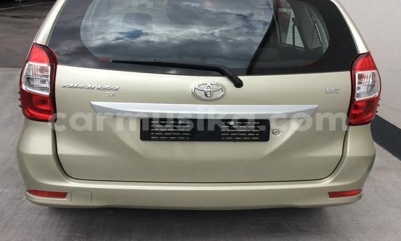 Acheter Occasion Voiture Toyota Avanza Gris à Beitbridge, Matabeleland South Acheter Occasion Voiture Toyota Avanza Gris à Beitbridge, Matabeleland South