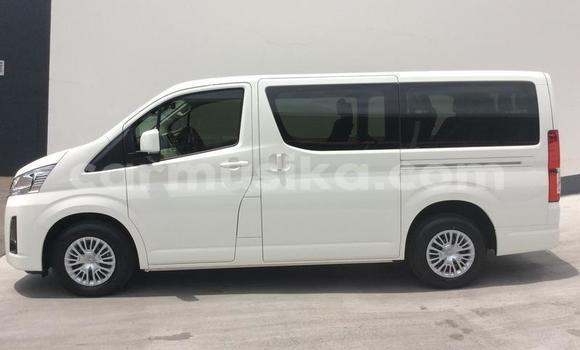 Acheter Occasion Voiture Toyota Hilux Blanc à Beitbridge, Matabeleland South Acheter Occasion Voiture Toyota Hilux Blanc à Beitbridge, Matabeleland South