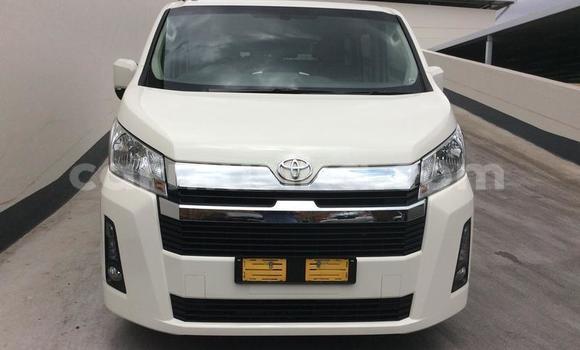 Acheter Occasion Voiture Toyota Hilux Blanc à Beitbridge, Matabeleland South Acheter Occasion Voiture Toyota Hilux Blanc à Beitbridge, Matabeleland South